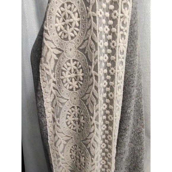 Flora Nikrooz pullover shirt with lace on sleeves Grey pajama top ONLY Size L - Picture 5 of 10